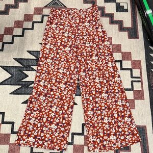 Zara floral crepe wide leg pants, sz M NWOT
